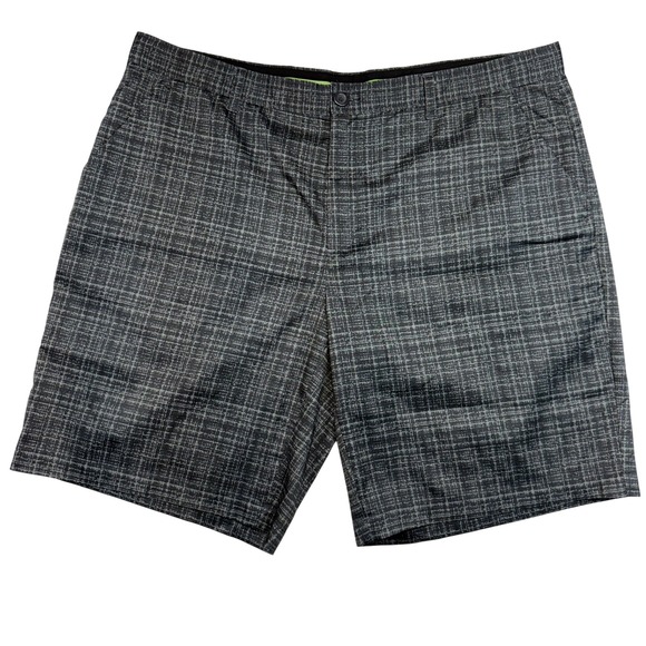 Greg Norman Collection Other - Greg Norman shark black/white short Sz 40 golf classic dress short NWT